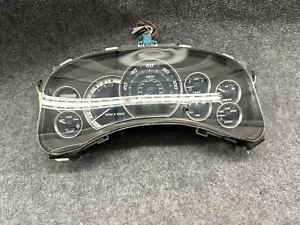 2003 2004 CADILLAC ESCALADE INSTRUMENT CLUSTER SPEEDOMETER GAUGES 15073350 OEM - Picture 1 of 6