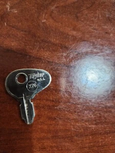 Harley-Davidson X70 Uncut Key 3179 - Picture 1 of 2