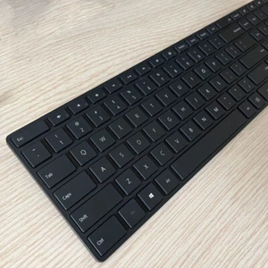 Keycap Replacement Kit - Microsoft Designer Bluetooth Keyboard 1678 - Ships Free - Afbeelding 1 van 6