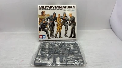  TAM35214 Tamiya Russian army tank crew at rest 1/35 - Immagine 1 di 2
