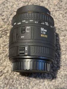 Sigma AF 50mm f/2.8 Macro for Canon EF AS-IS Parts Repair Only Free Shipping - Picture 1 of 6