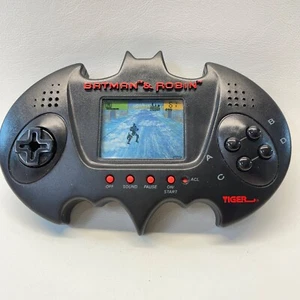 Batman & Robin Handheld Electronic Game by Tiger Electronics 1997 - Picture 1 of 5