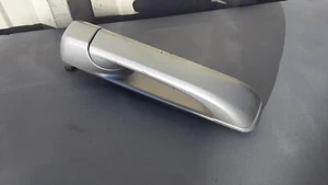 2006 - 2010 Jeep Commander Rear Right Passenger Side Door Exterior Handle OEM - Picture 1 of 17