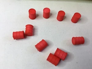 Train Car Loads: 10 Red Air Brushed Painted Oil Barrel Lot HO Scale Trains - Picture 1 of 3