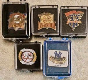 1991-1995 Yankee Fan Festival pins, 1st Annual - 5th annual - Picture 1 of 6