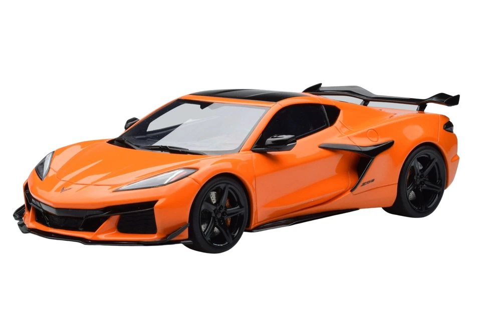 GTspirit 1/18 Chevrolet Corvette C8 Z06 2023 - Orange (GT417)