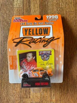 Tony Raines #19 Yellow Freight, firmado 1:64 NASCAR Die Cast, 1998   Foto 1 de 2