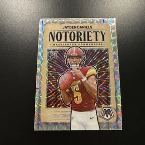 2024 Panini Mosaic - Notoriety Jayden Daniels #19 Mosaic Prizm (RC) - Foto 1 di 2