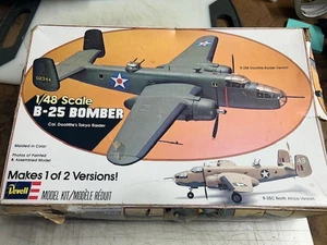 Vintage Revell  B-25B/C Mitchell...Kit H-285 ..1/48 - Picture 1 of 2
