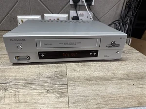 DAEWOO SV-230P VHS Video Cassette Recorder player - Picture 1 of 12