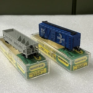 N Scale Minitrix 3277 Hopper W Maryland & Box Car Boston 3202 Lot Of 2 - Picture 1 of 8