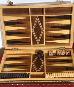 Vtg Wooden Backgammon Checkers Game Board Set Wood Inlay Marquetry Style Travel - Picture 1 of 19