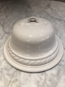 Large, white, iron stone vintage cheese dome and plate. - Picture 1 of 9