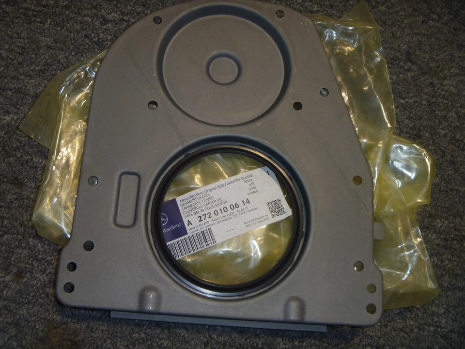 Cubierta de válvula de ventilación del cárter Mercedes Benz G550 GL450 2008-2015 2720100614 OEM nueva Foto 1 de 1