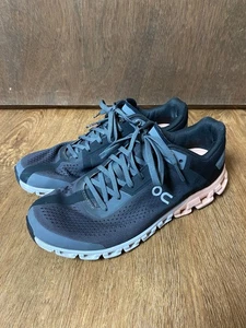 ONCLOUD RUNNING Cloudflow Women/Adult shoe size Women 7.5 ON-35.99234 - Picture 1 of 12
