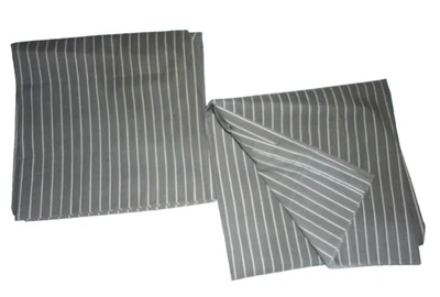 VINTAGE WESTPOINT STEVENS GRAY WHITE PINSTRIPES (2) STANDARD PILLOWCASES 20 X 29 - Image 1 of 4