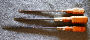 VINTAGE MAC SABINA SCREWDRIVERS 3 pieces, slotted 14 3/4", 13" & 11 1/2" length - Picture 1 of 5