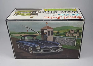 AMT T253 200 - MERCEDES 300 SL GULLWING COUPE AUTOBAHN, scale 1:25, Made in USA - Bild 1 von 10