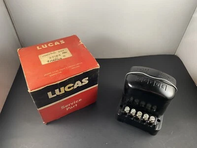 Regulador de voltaje MG TD, TF, Austin Healey 100, 3000, Triumph TR2, TR3 NOS  Foto 1 de 4