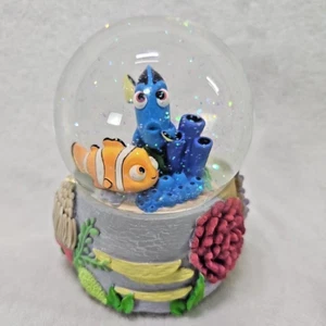 Disney Precious Moments musikalische Wasserkugel - Findet Dorie - # 164705 (2016) - Bild 1 von 6