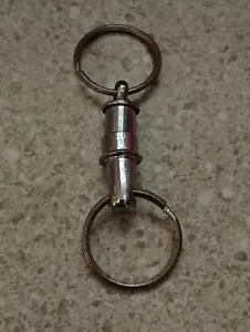 Vintage SILVER METAL PULL-APART Plain Keychain Key Ring - Picture 1 of 2