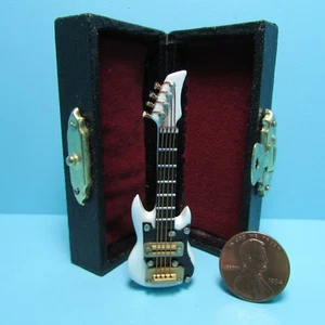 Dollhouse Miniature Electric Guitar in White with Case MM603W - Picture 1 of 1