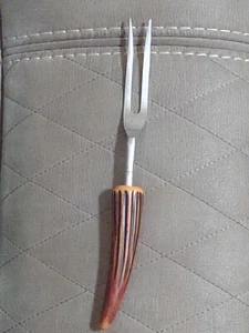 Tenedor de carne de cresta roja de colección mango de asta de acero inoxidable Sheffield England - Imagen 1 de 3