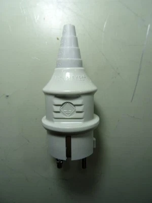 MENNEKES 10749 universal plug 3P 16A 230V 1 piece  - Image 1 of 4
