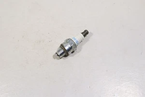 Genuine Spark Plug CMR6A Husqvarna 122C McCulloch T22 LS LCS trimmer 590710201 - Picture 1 of 3