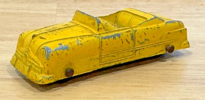Vintage TootsieToy Yellow 1949 Ford Convertible 3" Car Die-cast Metal Made USA - Image 1 of 4