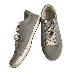Taos 8 Gray Tennis Shoes Lace Up Canvas - Picture 1 of 7