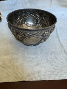 Antique Martin, Hall & Co Sheffield Sterling Silver Repousse Bowl - Picture 1 of 7