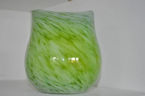 Murano Glass Vase Green 7" x 5" - Picture 1 of 4
