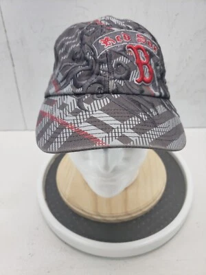 Boston Red Socks Fitted Hat Cap Baseball Medium Measured 7 1/8 - Image 1 of 4