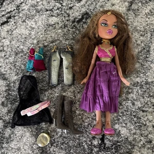 Bratz Genie Magic Yasmin Doll 2001 MGA Entertainment With Accessories - Picture 1 of 17
