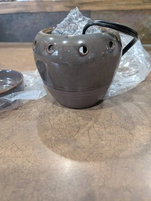 Scentsy Soapstone Wax Warmer, NEW - Original Box !  - Image 1 of 4