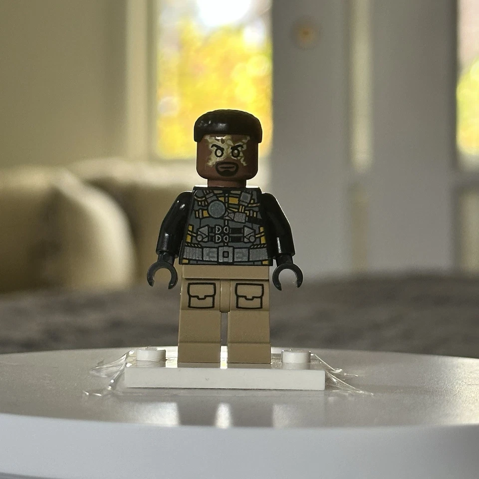 LEGO Marvel Ronan The Accuser Minifig /Open Box from set 76278