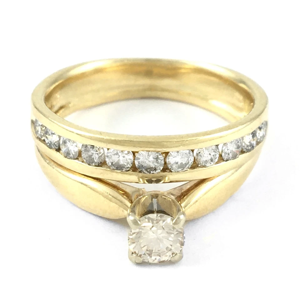 14K Yellow Gold & Diamond Wedding Ring 5.4 Grams - Image 1 of 4