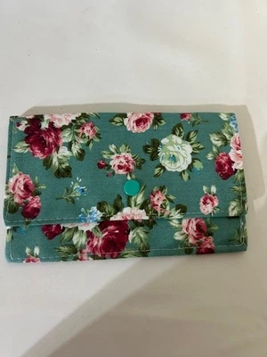 Handmade Fabric 5 1/2" x 3 1/2" Mini 2 Card Slot Wallet Snap Closure Foto 1 de 4