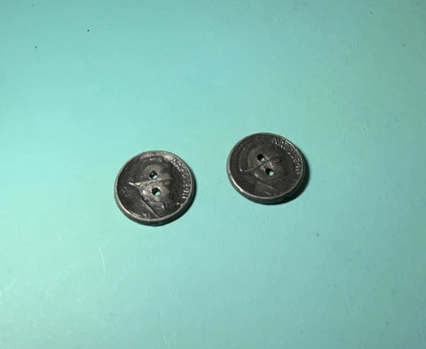 SILVER TONE NAPOLEON SILOUTTE HEAD ANTIQUE VINTAGE METAL BUTTONS SET OF 2 Cover