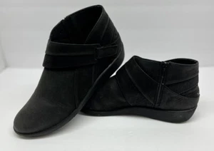 Clarks Cloudsteppers Step Move Up Women US 11 Black Bootie Ankle Boots Shoe - Picture 1 of 8