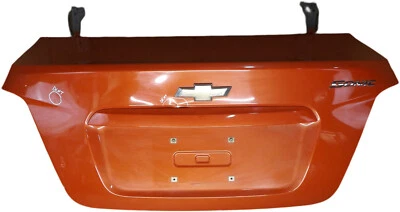 2012-2016 雪佛兰 Sonic Sedan 橙色甲板盖带铰链 95379789 — 第 1/4 张图片