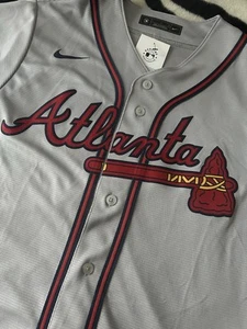 Nike MLB Men's Atlanta Braves Gray Road Team Jersey Size Large NWT $135 - Picture 1 of 5