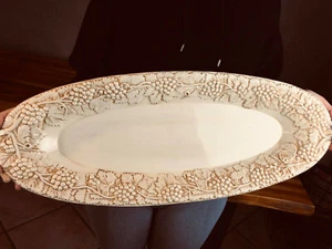 Platte oval Relief elfenbein Keramik Italien BASSANO Italia Weintrauben 64x25 cm - Bild 1 von 4