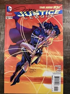 Justice League #12 Signed Jim Lee DC New 52 2012 Superman - Picture 1 of 4