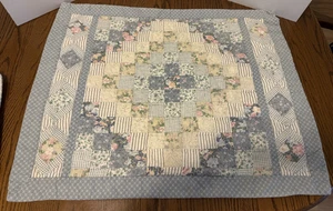 2 Queen Blue Pillow Shams JC Penney Home Collection Trip Around the World Quilt - Bild 1 von 9