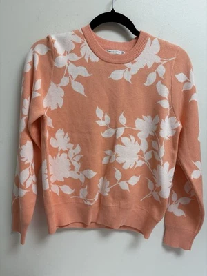 Suéter para mujer Staccato mediano blanco melocotón floral cuello redondo pulóver tejido Top  Foto 1 de 4