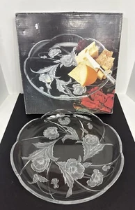 Savoir Vivre California Poppies Glass Round Platter 15 Inches - Picture 1 of 5