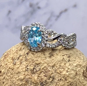 Bomb Party Ring Band Sz 6 Ocean Blue Aquamarine Topaz White Topaz Oval core - Picture 1 of 6