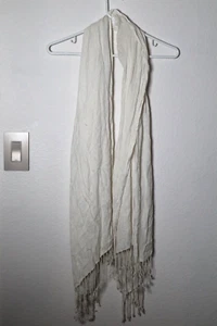All white Glittery scarf - Picture 1 of 3